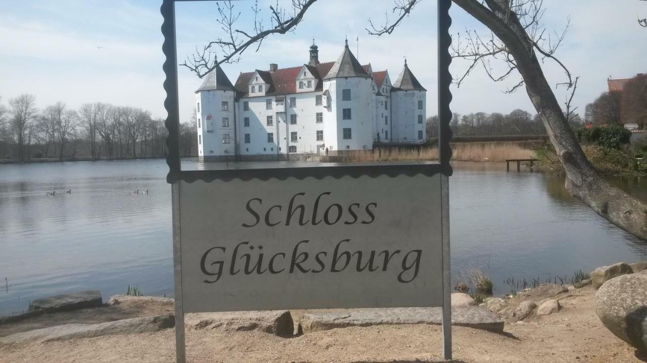 Ferienwohnung Seeblick 글룩스부르크 외부 사진